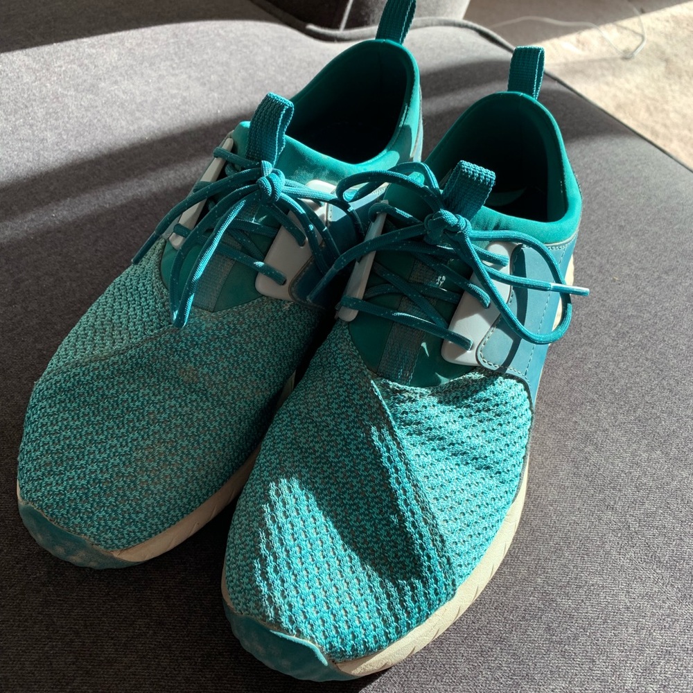 Merrell women’s running shoes!